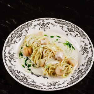 Домашняя паста с гребешком