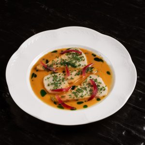 Филе глубоководного клыкача в соусе юдзу-мандарин